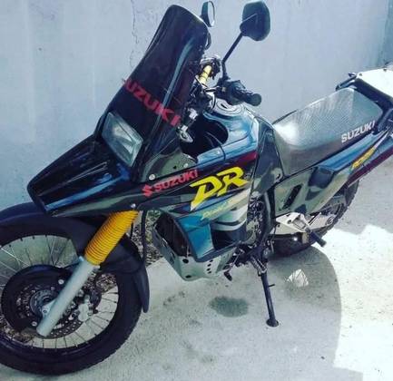 SUZUKI DR 800 S SUZUKI DR 800 S